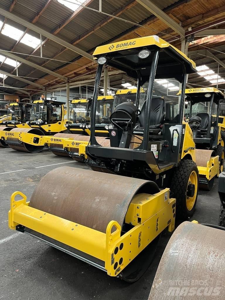 Bomag BW 124 DH-5 Trilrolwalsen