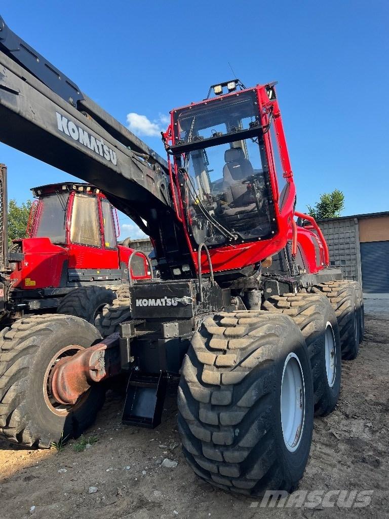 Komatsu 931 XC Harvesters