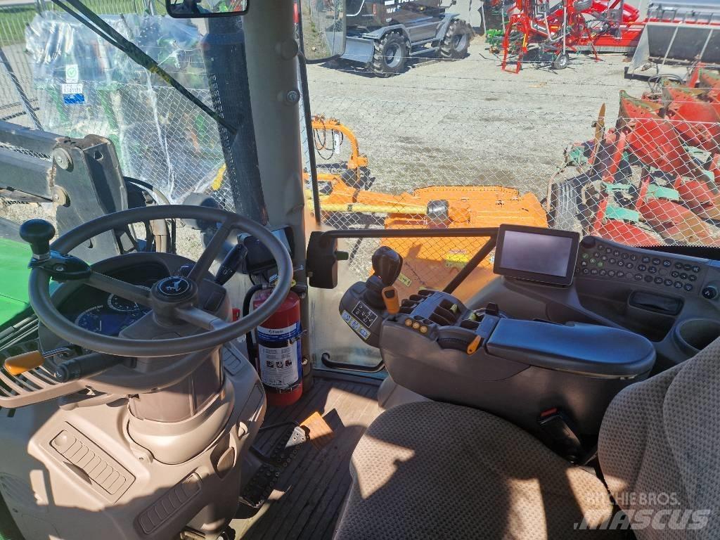 John Deere 6150 R Tractoren