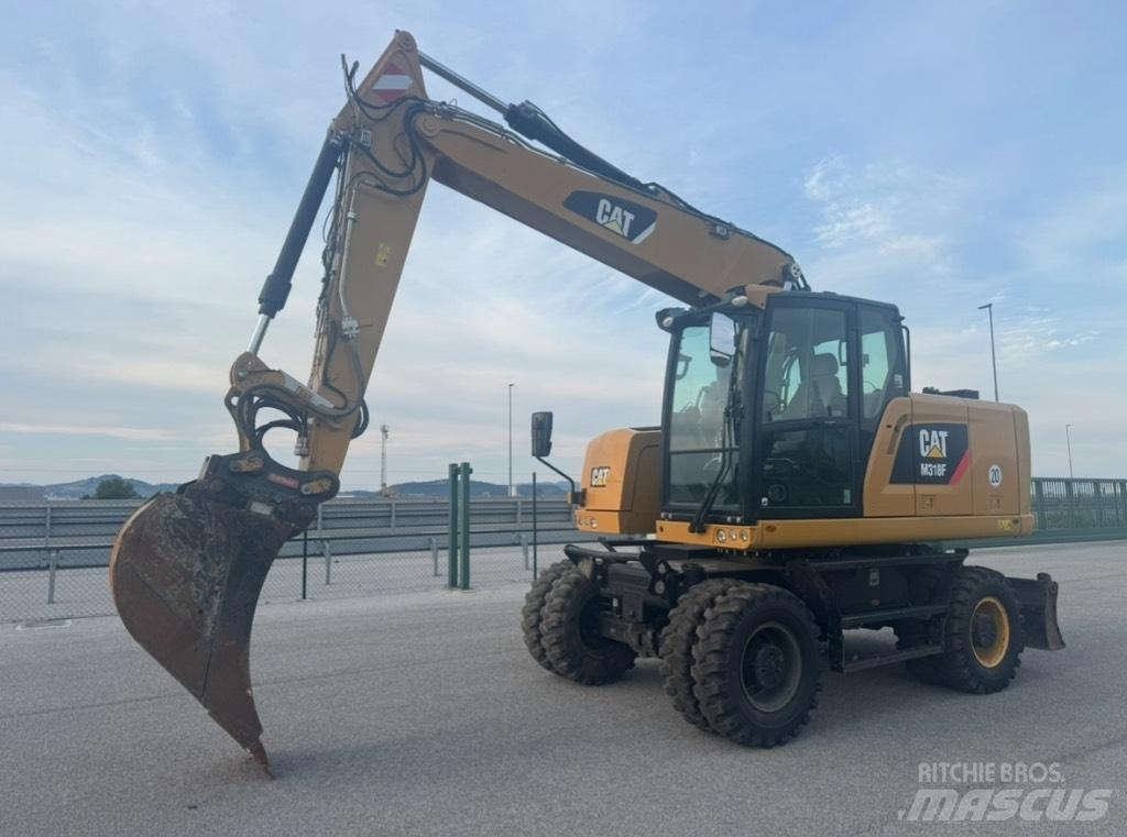 CAT M 318 F Wielgraafmachines