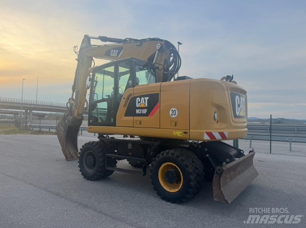 CAT M 318 F Wielgraafmachines
