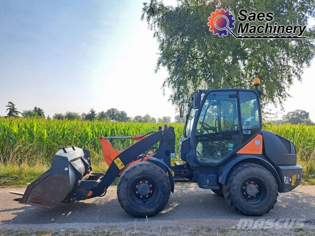 Komatsu WA70-7 Wielladers