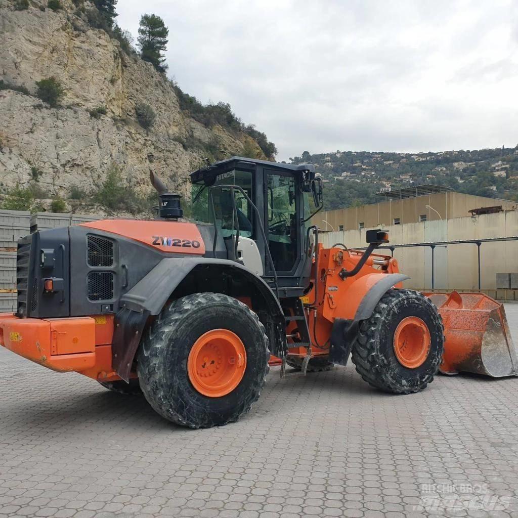 Hitachi ZW 220-5 Wielladers