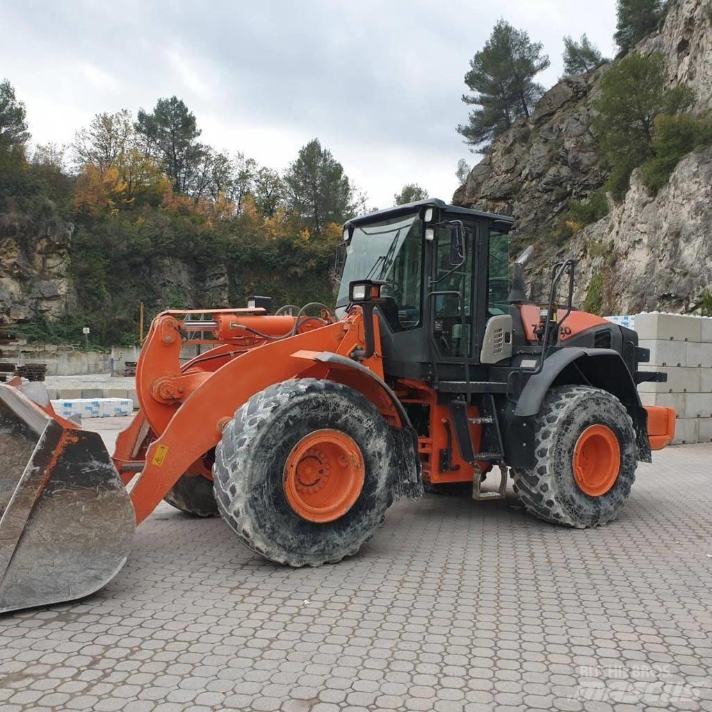 Hitachi ZW 220-5 Wielladers
