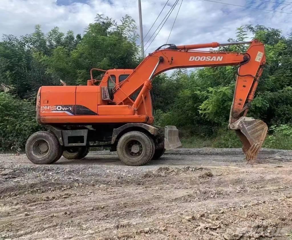 Doosan 150 W-7 Wielgraafmachines