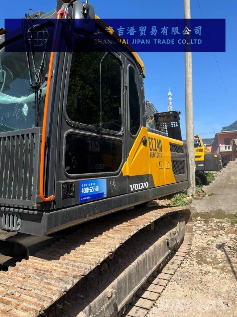 Volvo EC 240 Rupsgraafmachines
