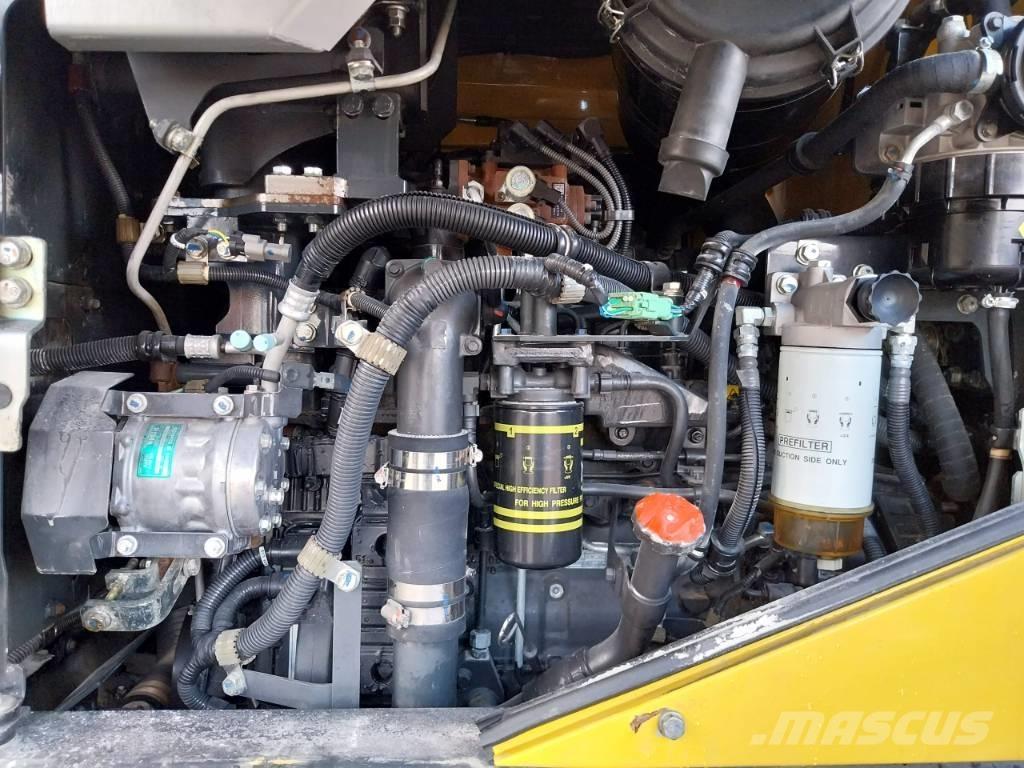 Komatsu WA270-7 Wielladers