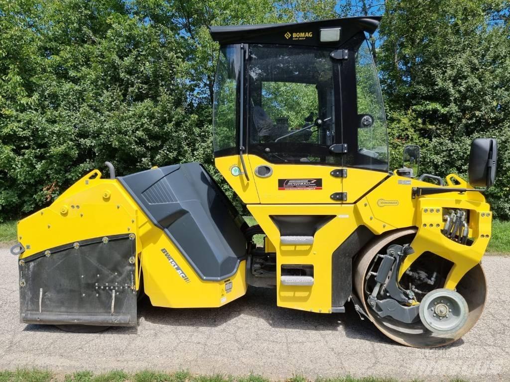Bomag BW 151 AC-5 Bandenwalsen