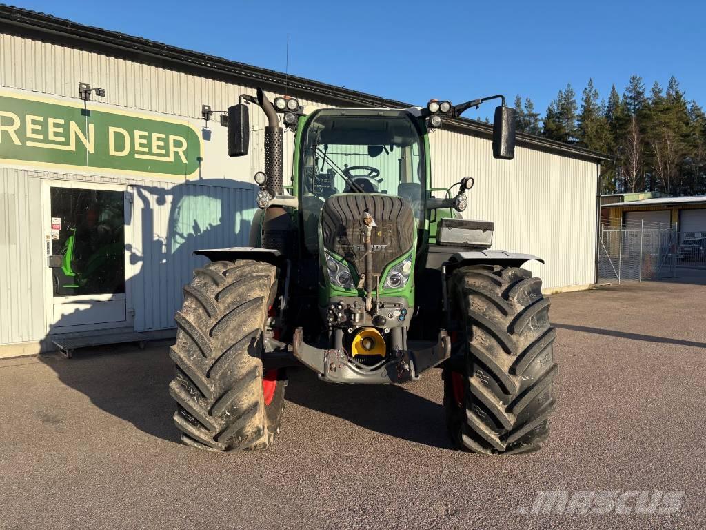 Fendt 724 Vario TMS Tractoren