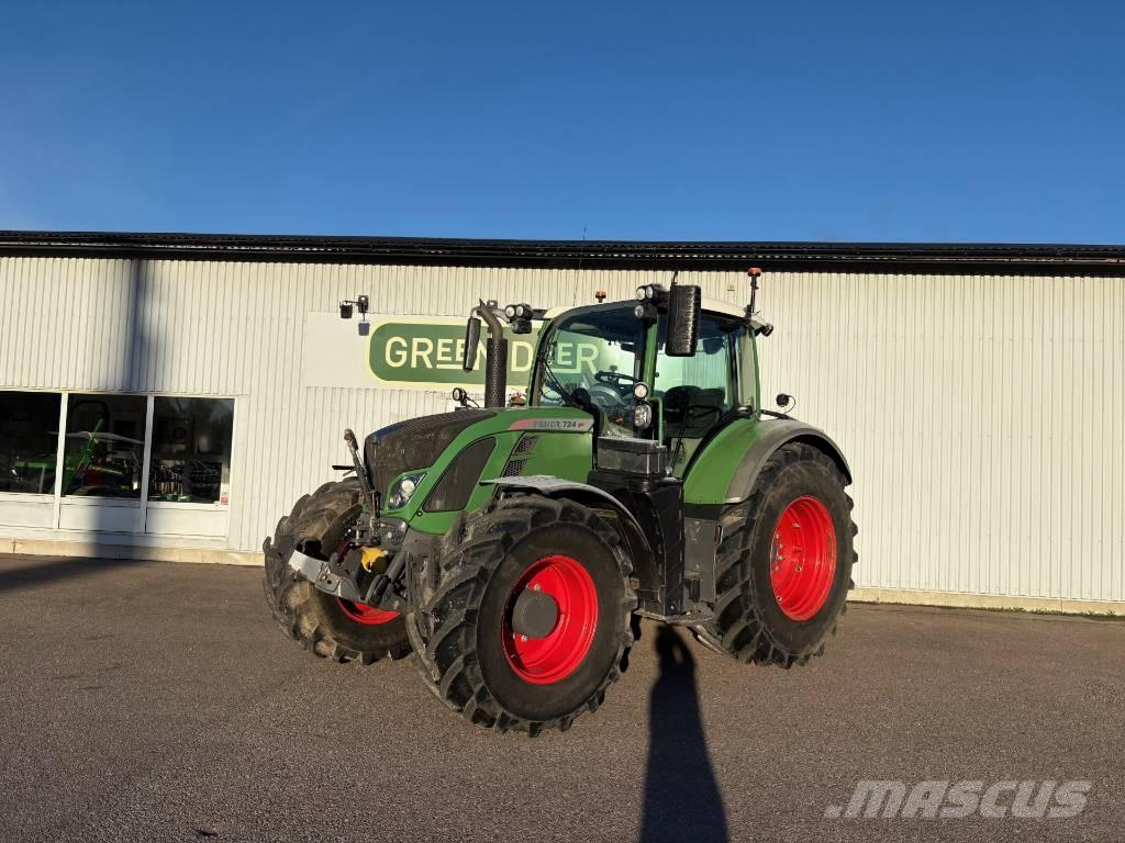 Fendt 724 Vario TMS Tractoren