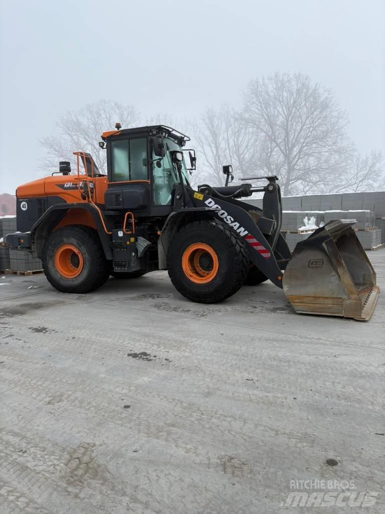 Doosan DL 320-7 Wielladers
