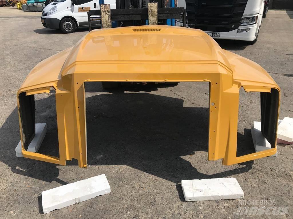 CAT 735 B Hood Chassis en ophanging