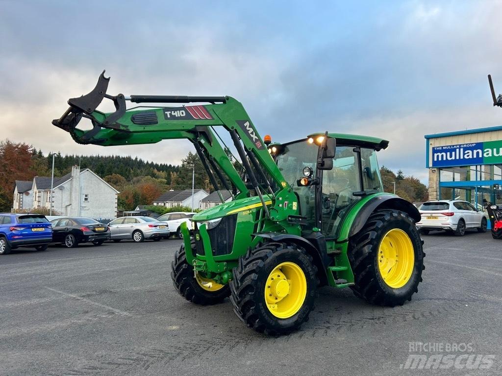 John Deere 5125 R Tractoren
