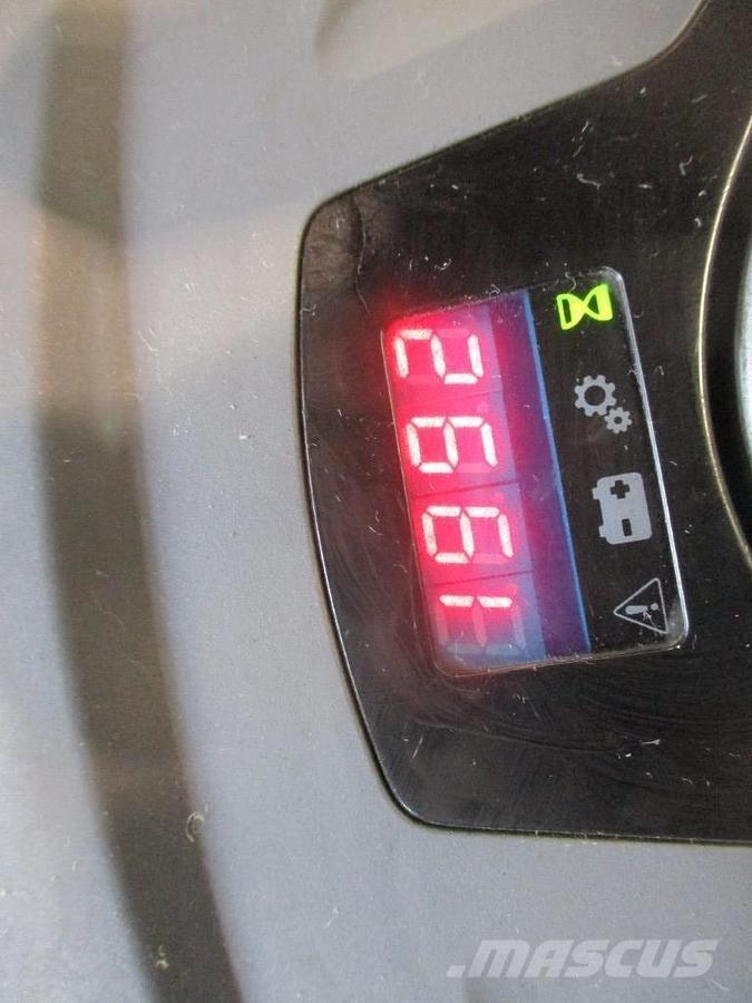 Toyota LPE200 Pallettruck met meerij platform