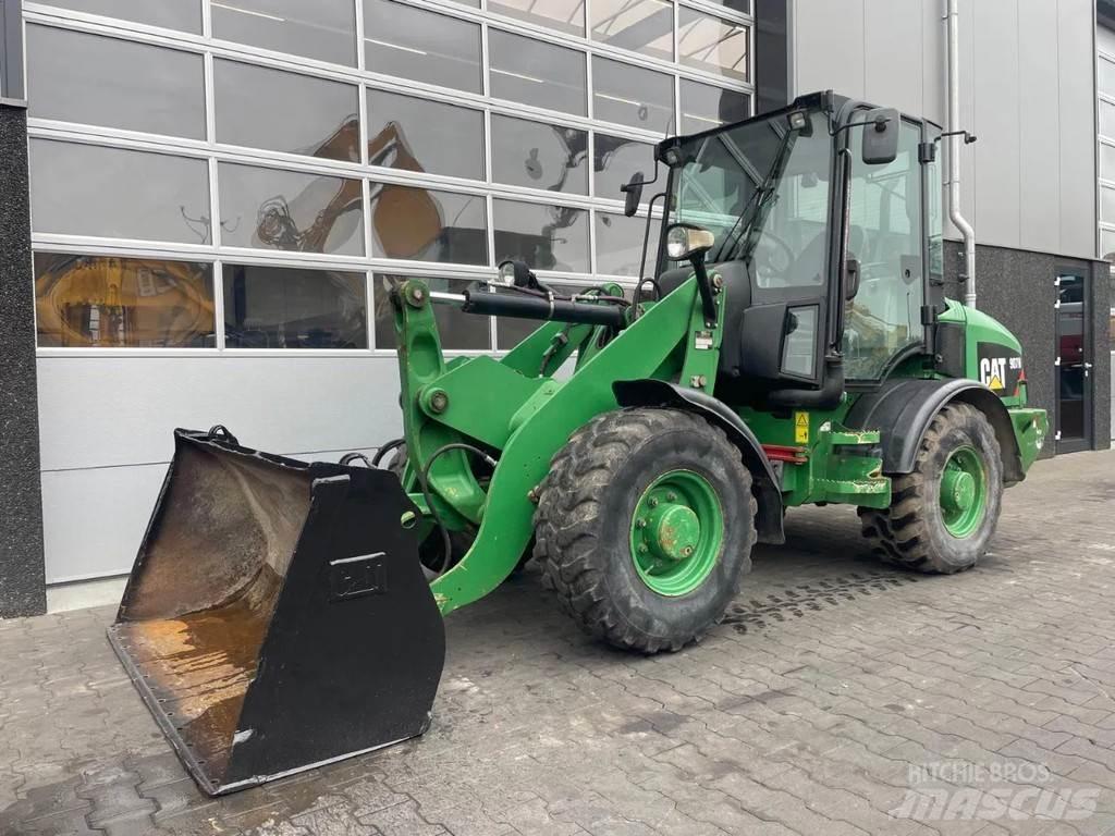 CAT 907H Wielladers