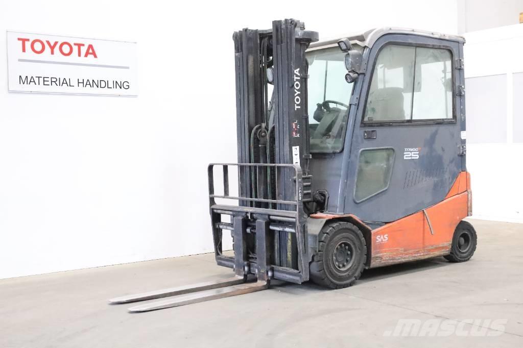 Toyota 8 FBMT 25 Elektrische heftrucks