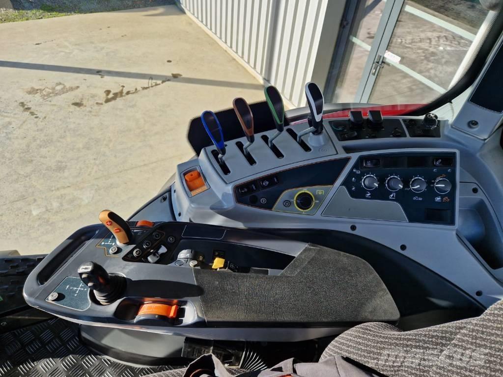 Valtra T 194 Tractoren