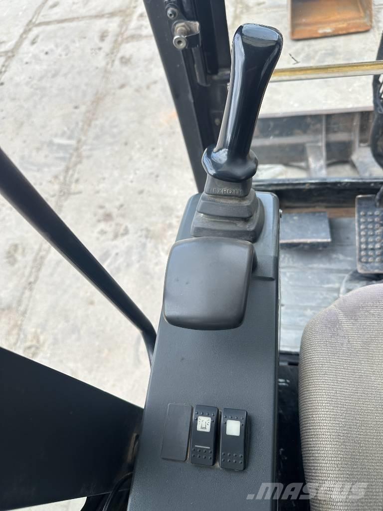 CAT 302.5 Minigraafmachines < 7t