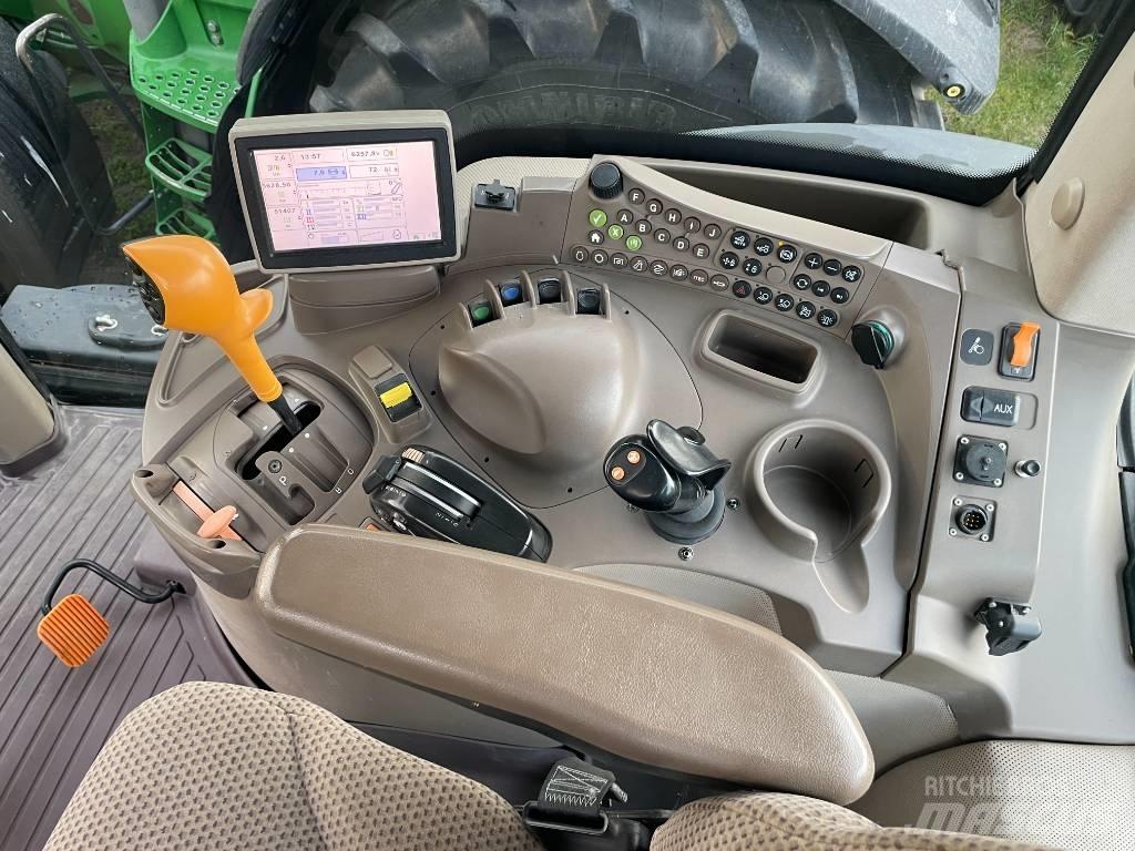 John Deere 7200 R Tractoren