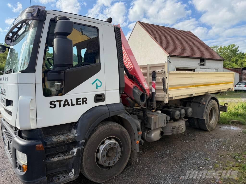 Iveco MAGIRUS Vlakke laadvloer met kraan