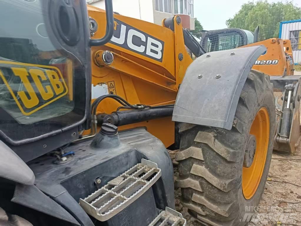 JCB 4CX Graaf-laadcombinaties