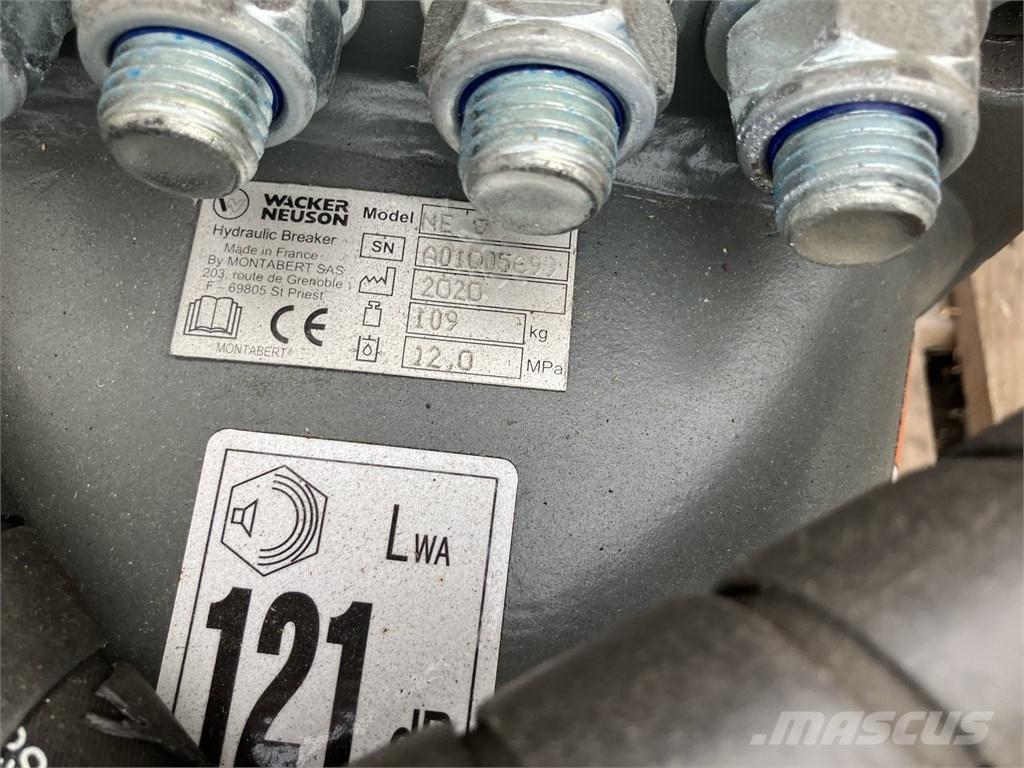 Montabert NE8 Hamers en brekers