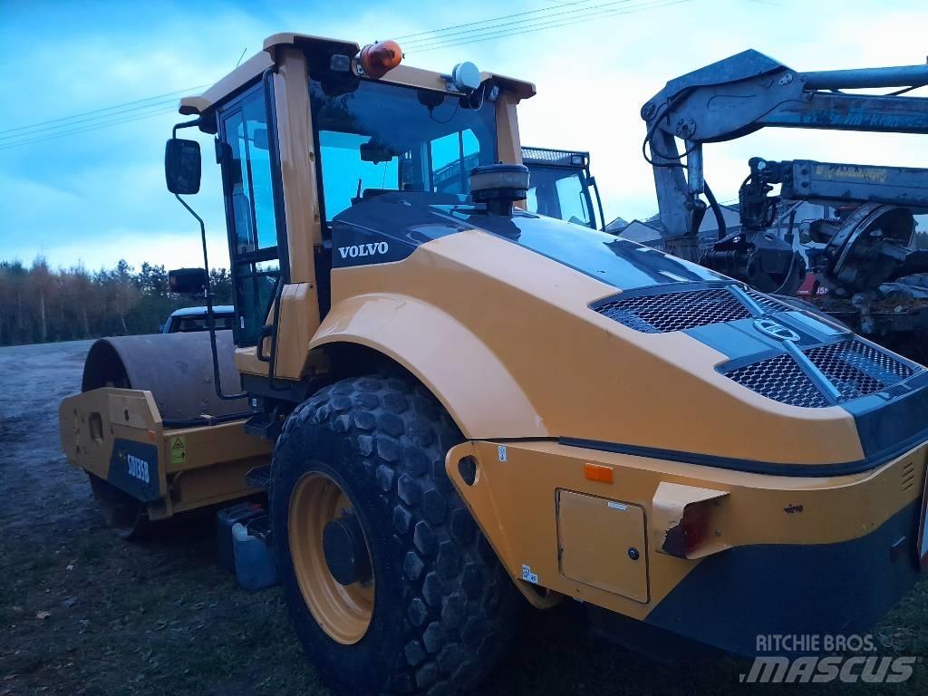 Volvo SD 135 B Trilrolwalsen