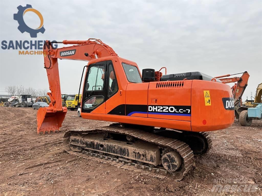 Doosan DH 220 Rupsgraafmachines