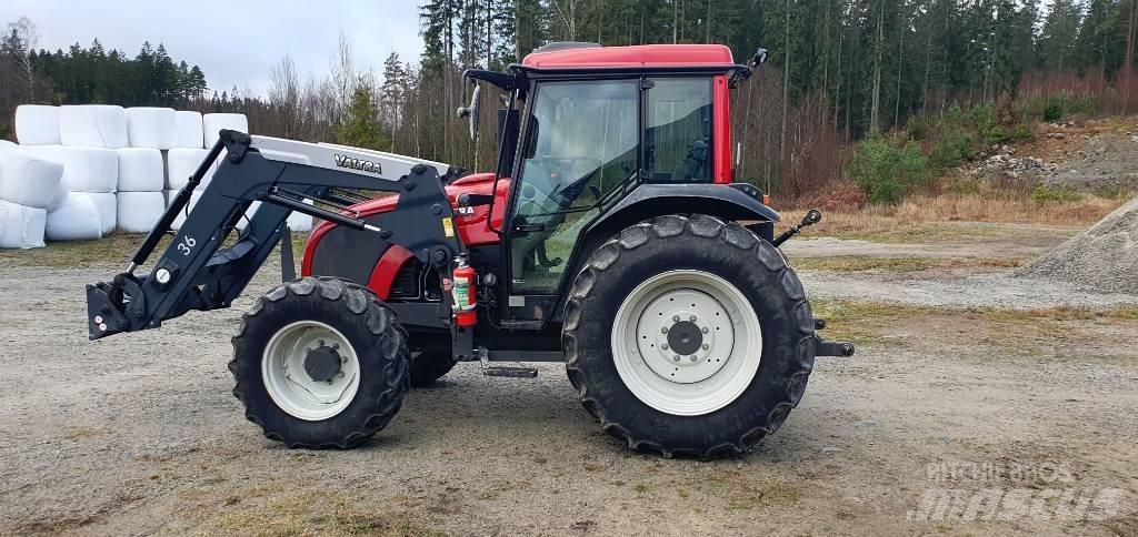 Valtra A 83 HT Tractoren