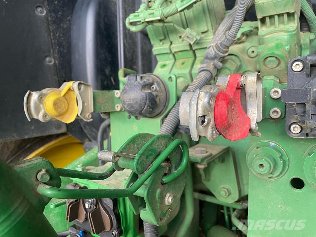 John Deere 6R 155 Tractoren