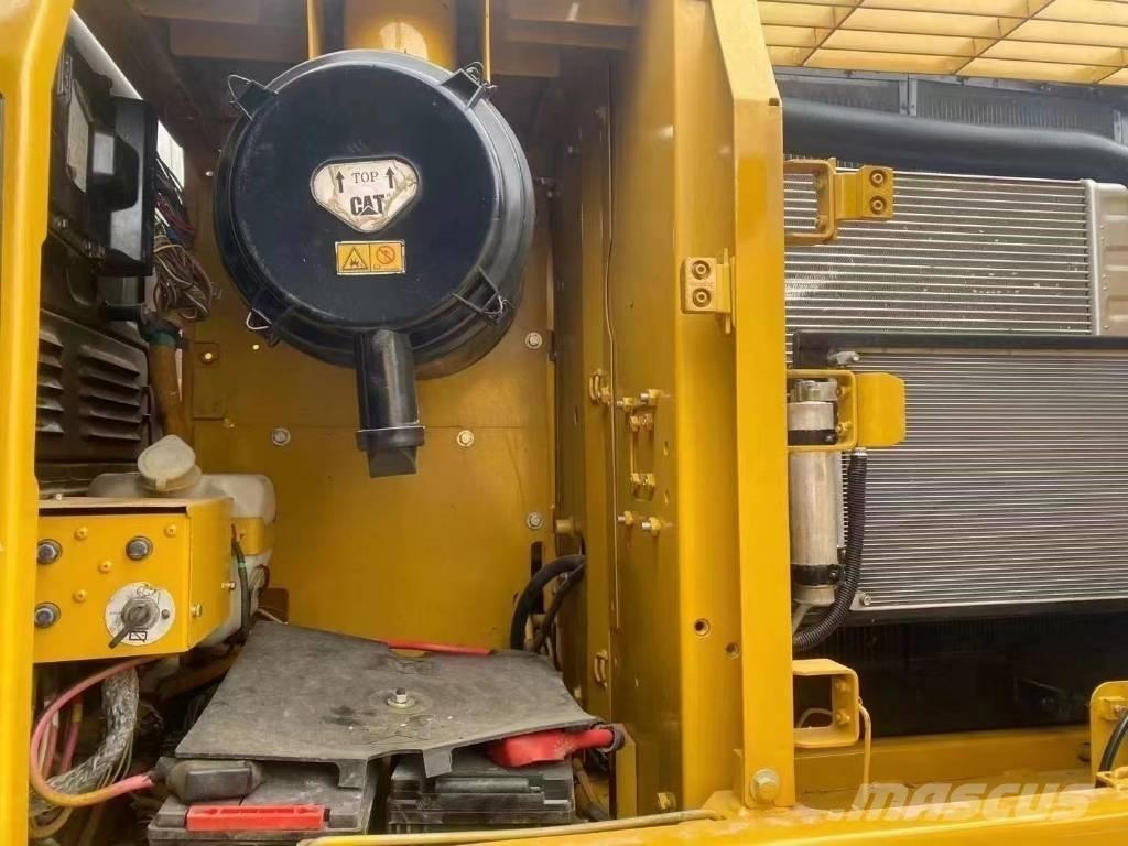 CAT 320D Rupsgraafmachines