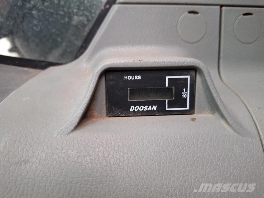 Doosan DX235NLC-5 Rupsgraafmachines