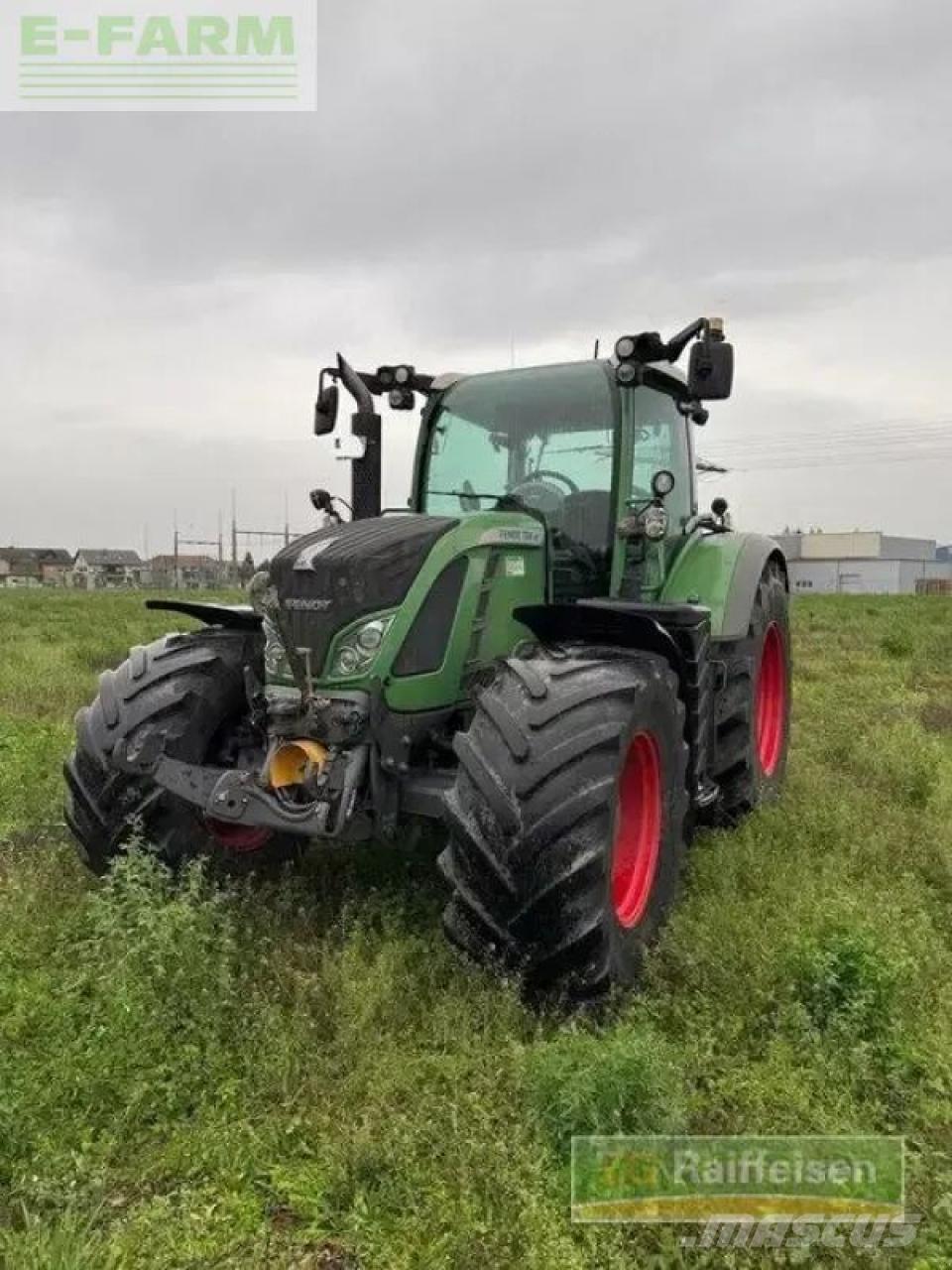 Fendt 724 vario Tractoren