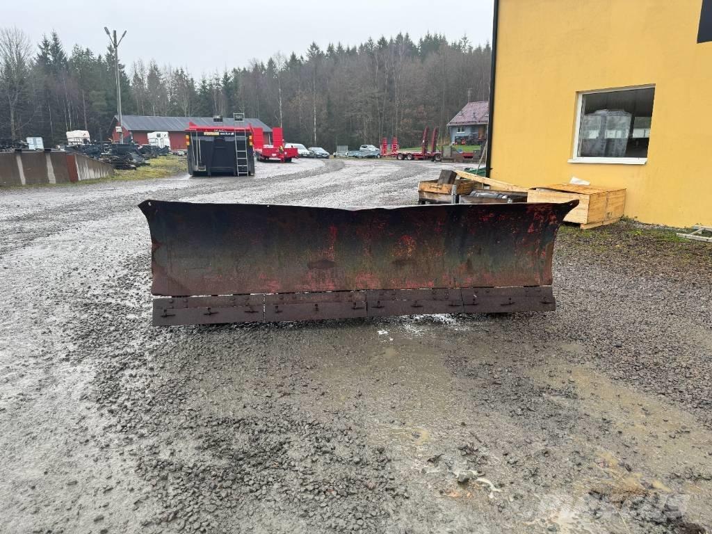 Svedala Snöblad Sneeuwschuivers en -ploegen