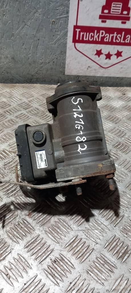 Scania R 440   1879274 Remmen