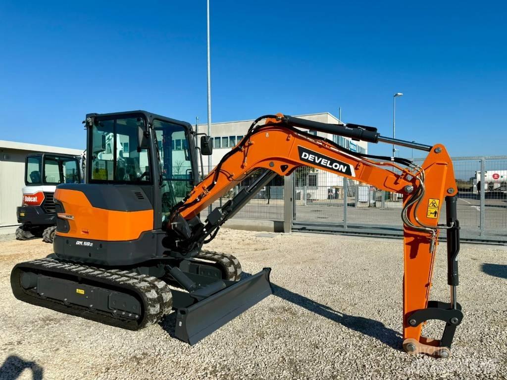 Develon DX 50 Z-7 Minigraafmachines < 7t