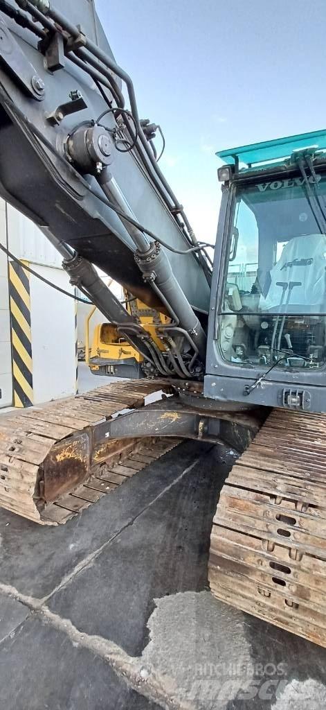 Volvo EC 210 C N L Rupsgraafmachines