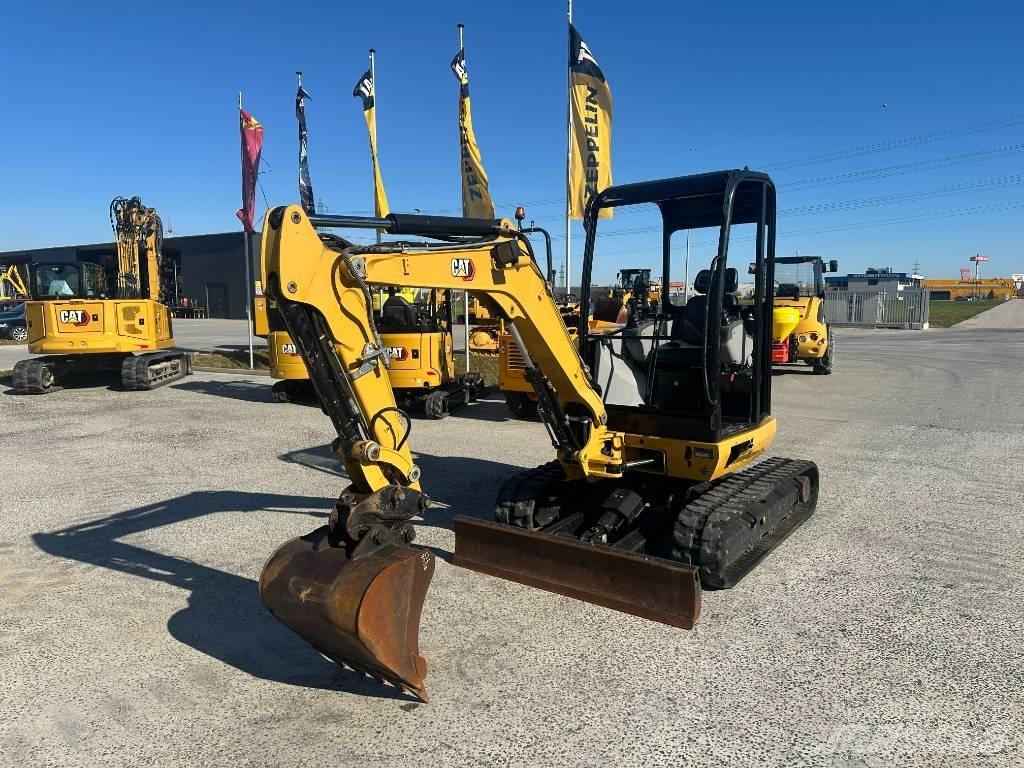 CAT 302.7 D CR Minigraafmachines < 7t
