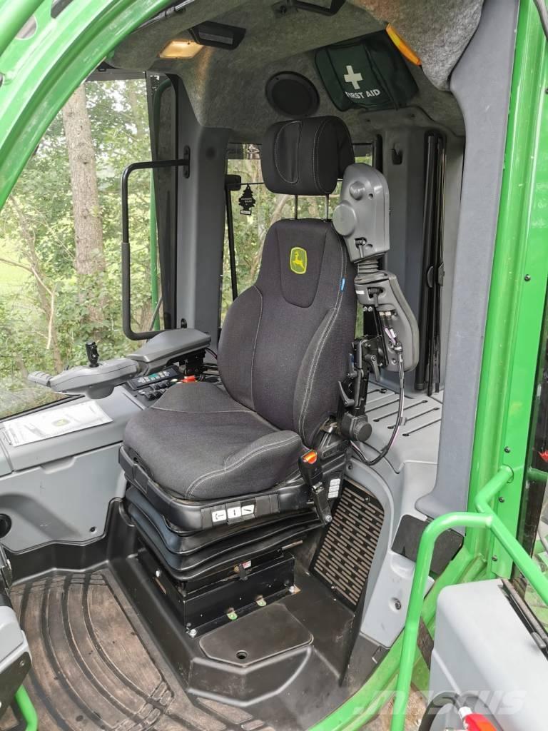 John Deere 1110G Uitrijwagens