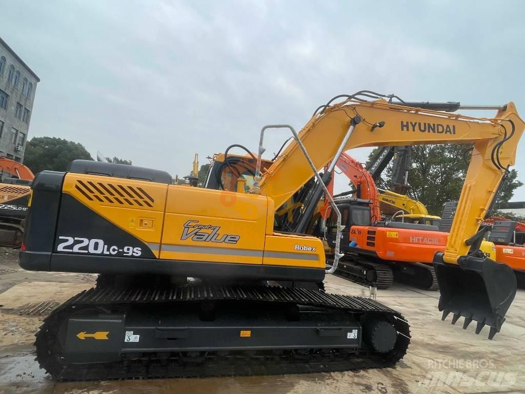 Hyundai Robex 225 Rupsgraafmachines
