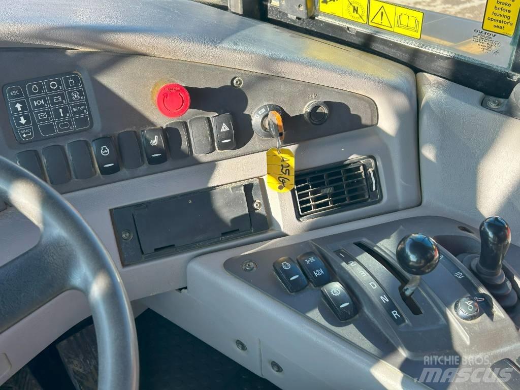 Volvo A 25 G Knik dumptrucks