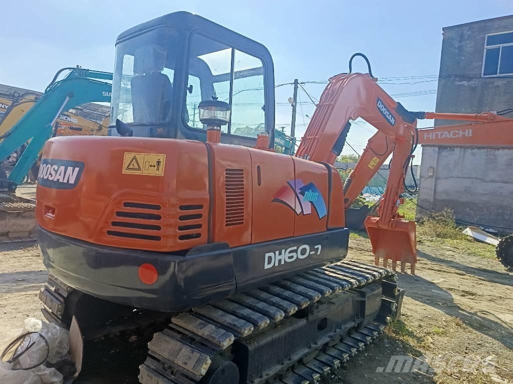 Doosan DH 60-7 Minigraafmachines < 7t