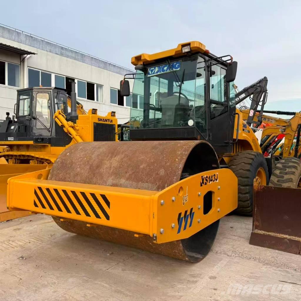 XCMG XS143J Trilrolwalsen