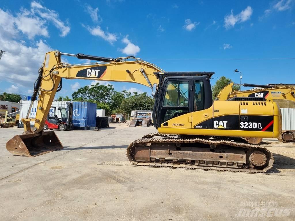 CAT 323 D L Rupsgraafmachines