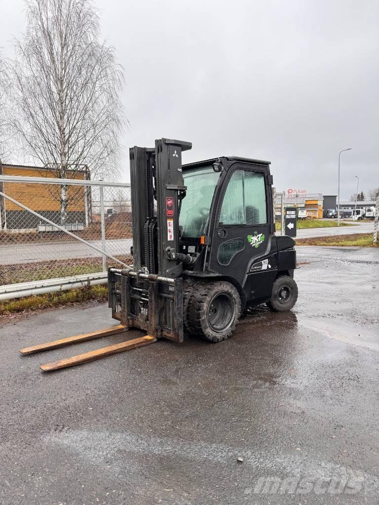 Mitsubishi FD 35 N3 Diesel heftrucks