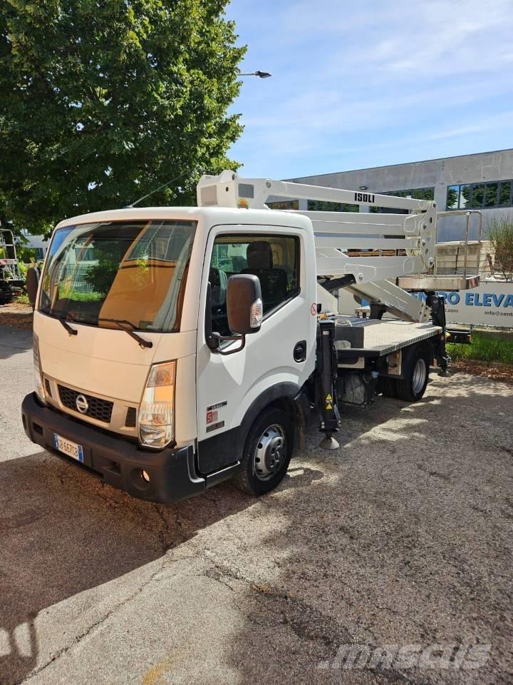 Isoli PNT 230 Auto hoogwerkers