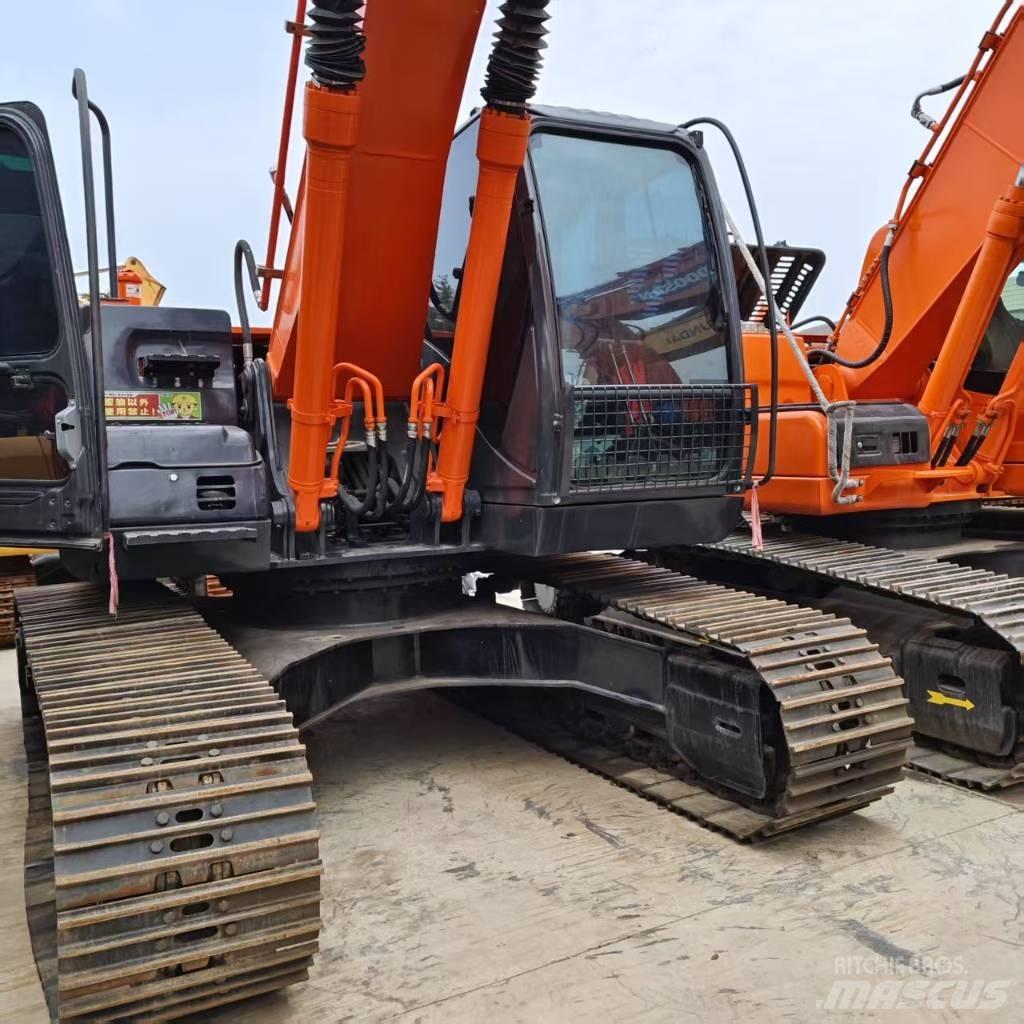 Hitachi ZX 210 Rupsgraafmachines