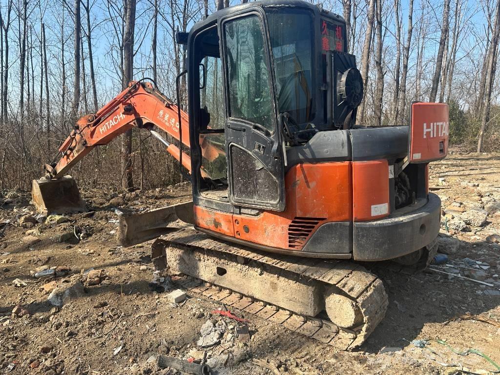 Hitachi ZX50 Rupsgraafmachines