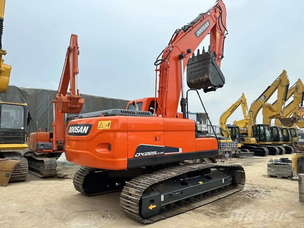 Doosan DX225LC-9C Rupsgraafmachines