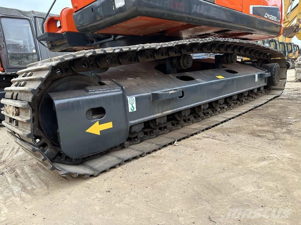 Doosan DX225LC-9C Rupsgraafmachines